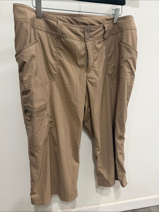 Exofficio Pants - ExOfficio Women's Tan Utility Cargo Capris